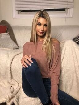 Sabrina Vaz Photo #65