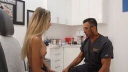 Sabrina Vaz Photo #90