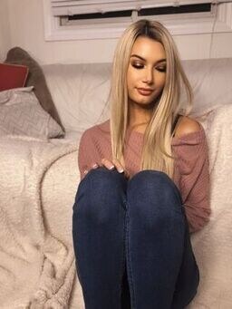 Sabrina Vaz Photo #106