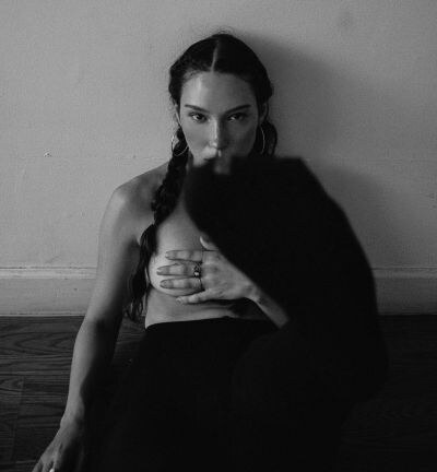 Victoria Lynn Myers Photo #26