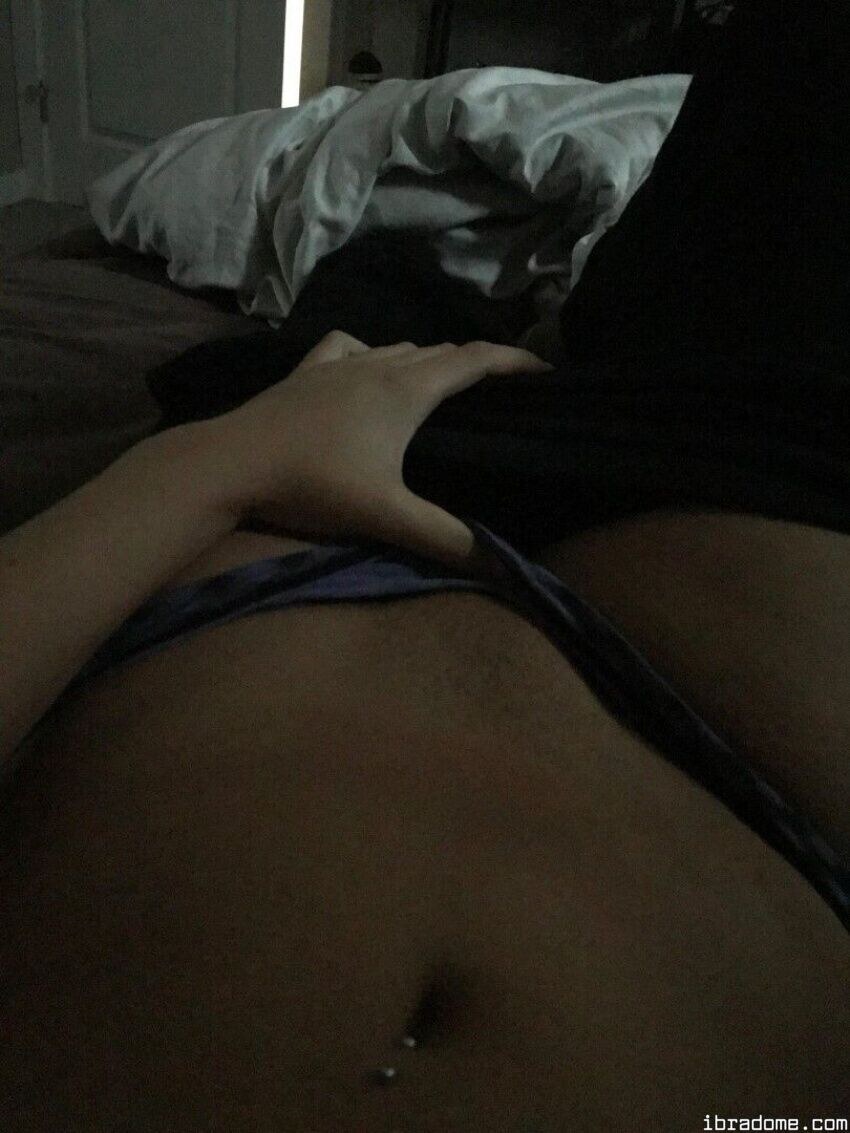 Kendra Rowe Photo #44