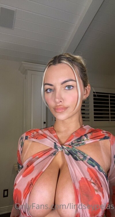 Lindsey Pelas Photo #251