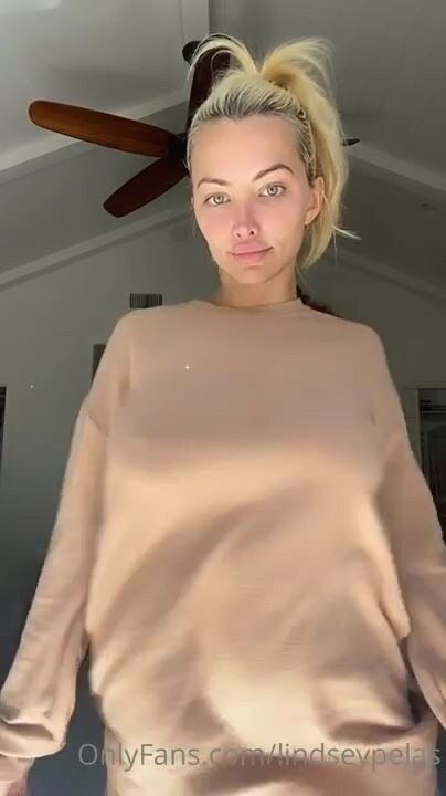 Lindsey Pelas Photo #452