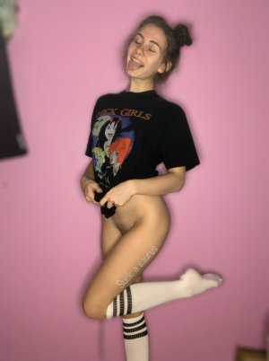 Suck Saurus Photo #8