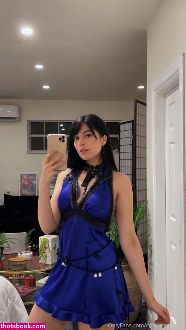 Cyberstephanie Photo #15