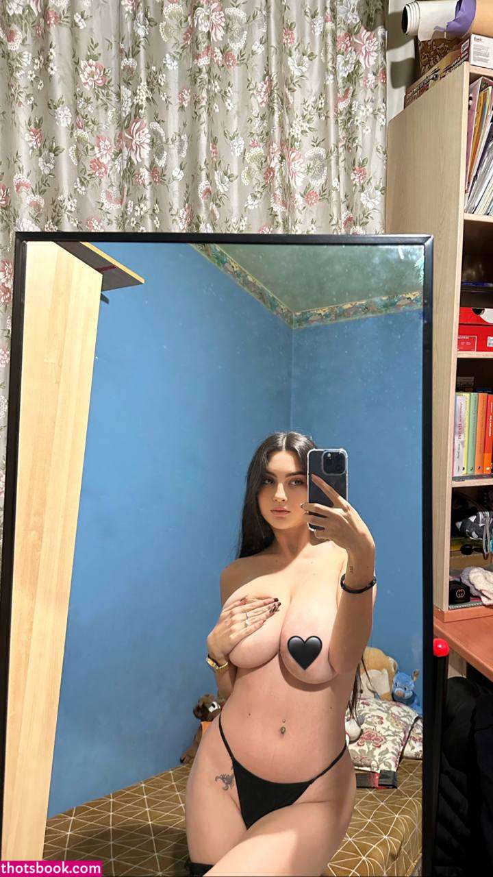 Eva Batista Photo #32