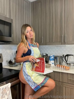 Kayla Jones Photo #10