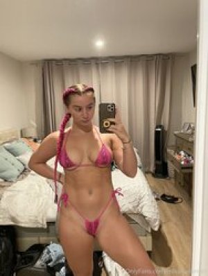 Mikailadancer Photo #4