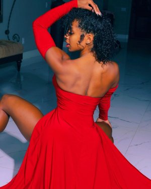 Qimmah Russo Photo #61