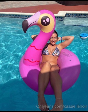 Cassie Lenoir Photo #27