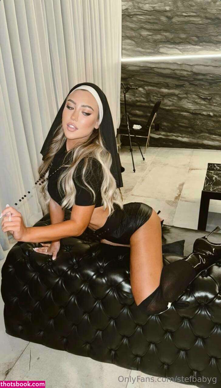 Stefanie Gurzanski Photo #139