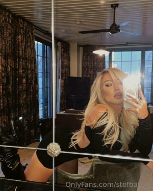 Stefanie Gurzanski Photo #158