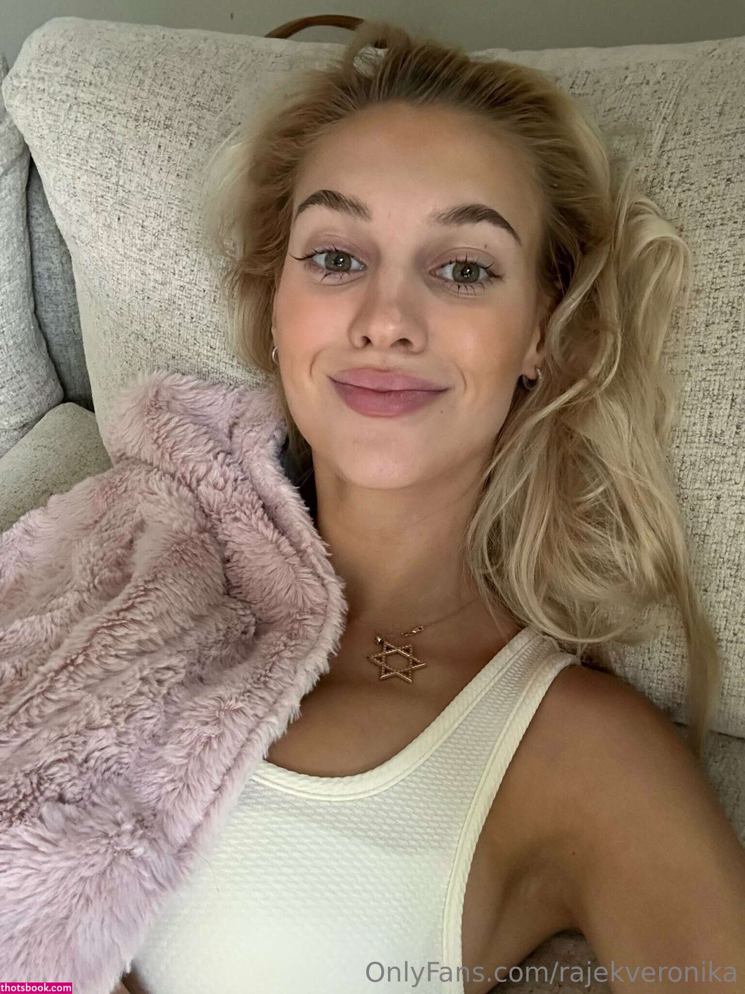 Veronika Rajek Photo #128