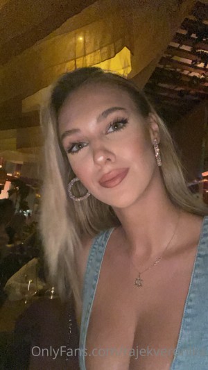 Veronika Rajek Photo #212