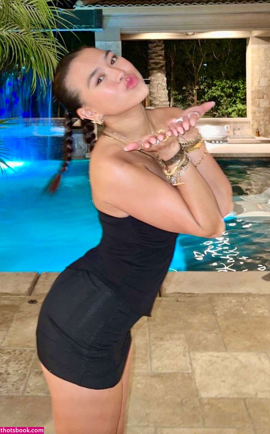 Krischelle Delgado Photo #47