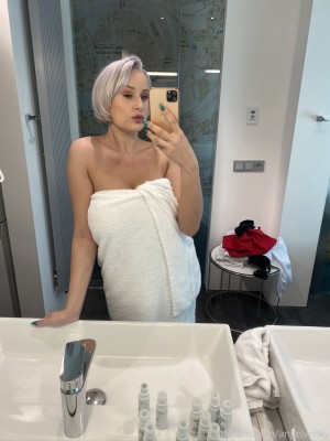 Angel Wicky Photo #127