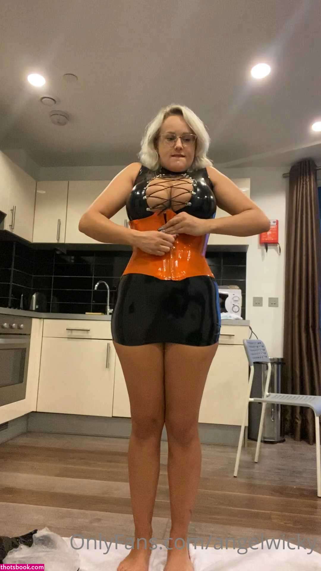 Angel Wicky Photo #220