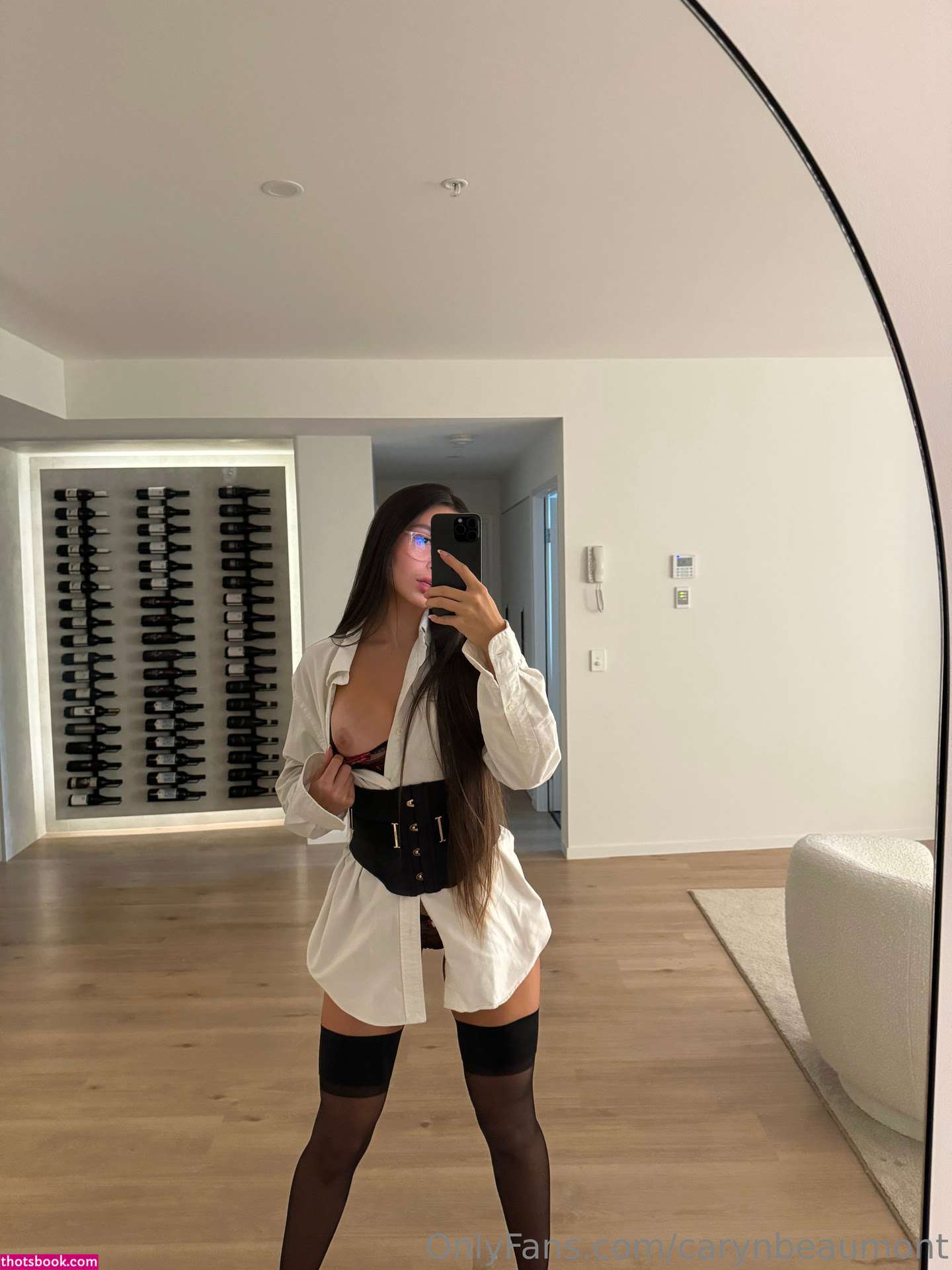 Caryn Beaumont Photo #251