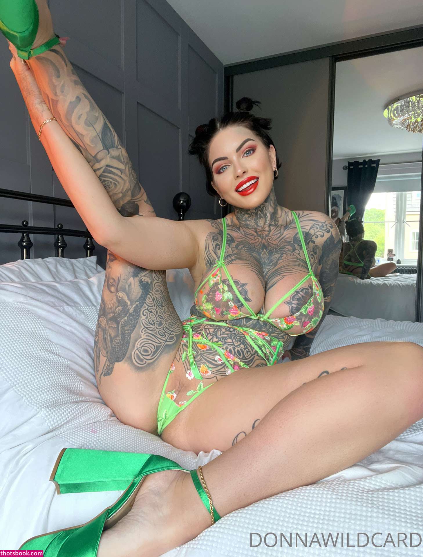 Donna Wildcard Photo #501