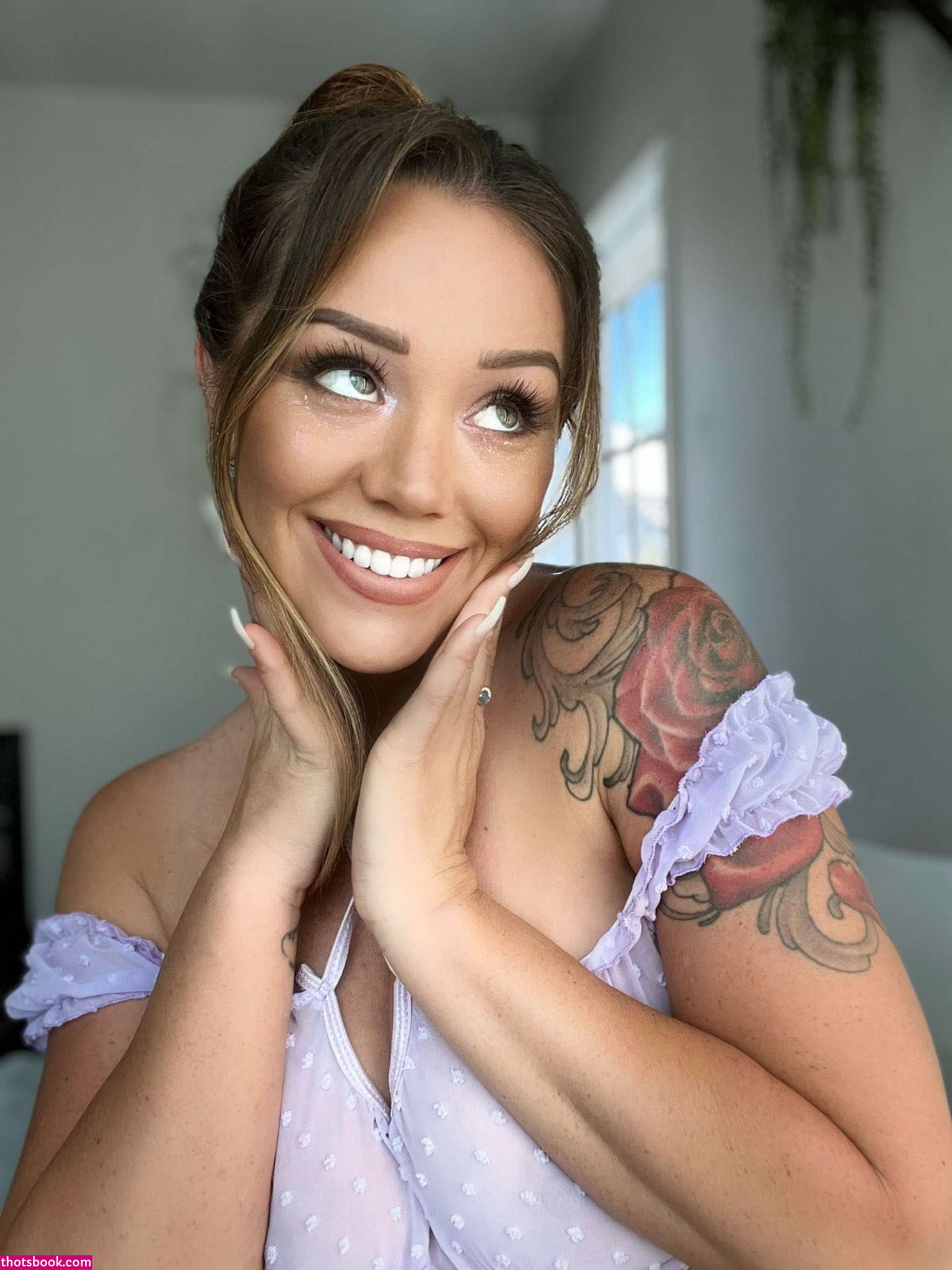 Christy Foxx Photo #28