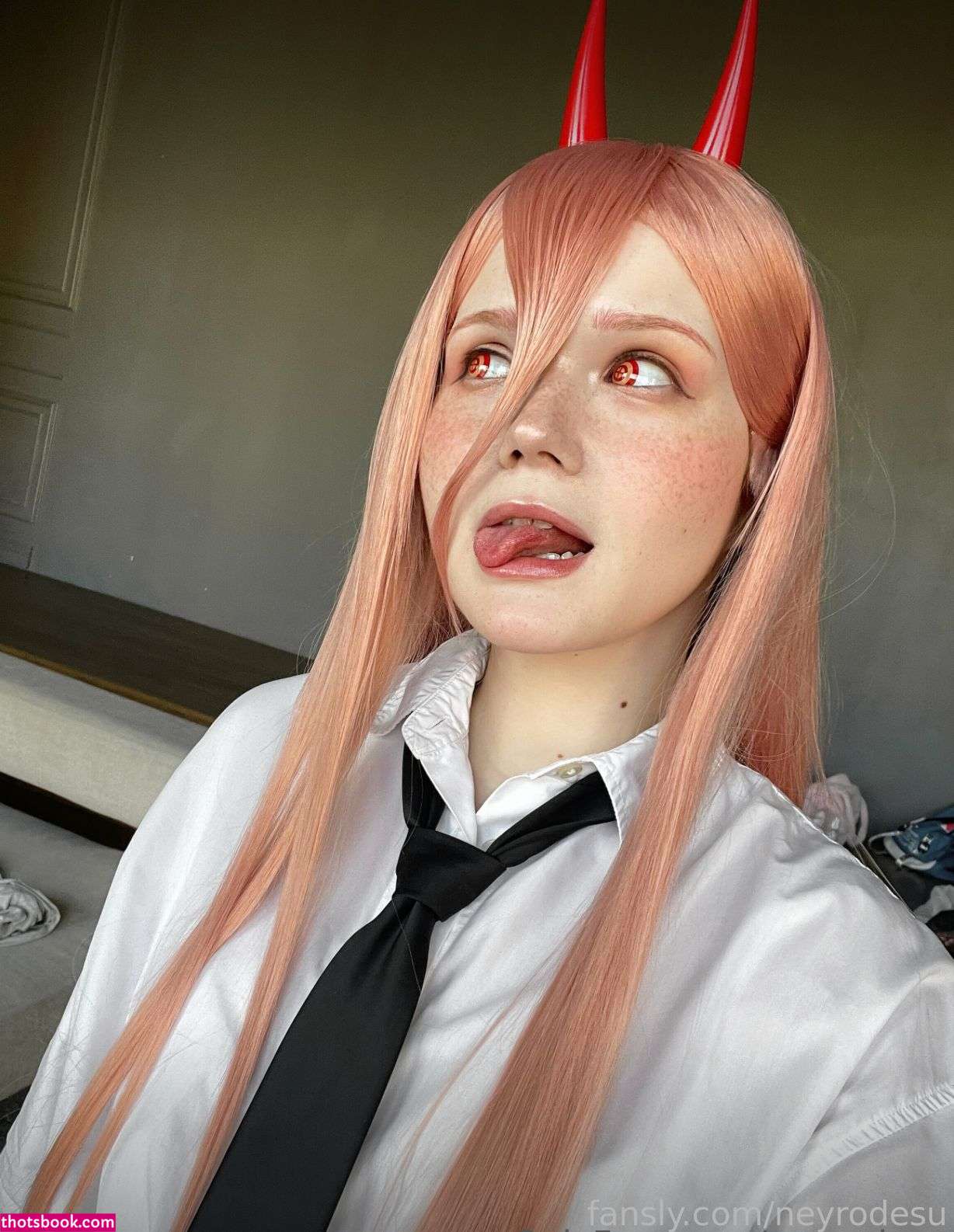 Neyrodesu Photo #536