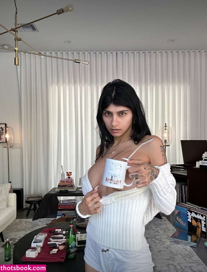 Mia Khalifa Photo #721