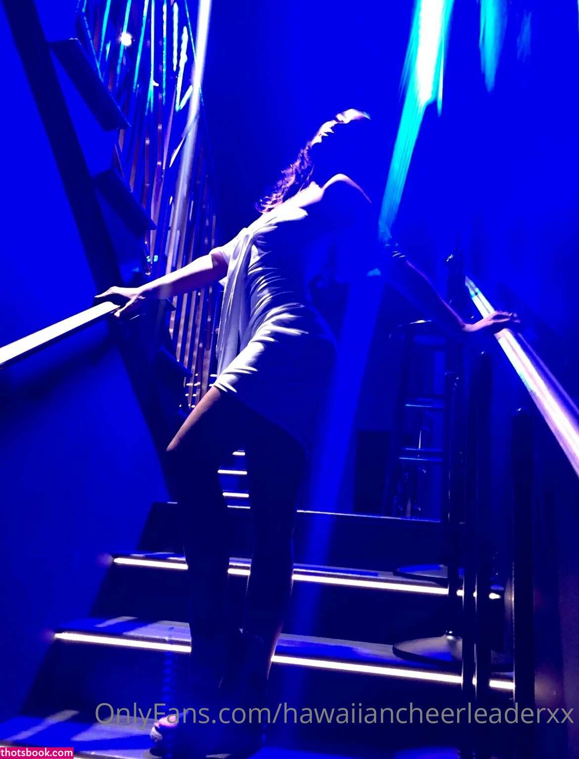 hawaiiancheerleaderxx Photo #27