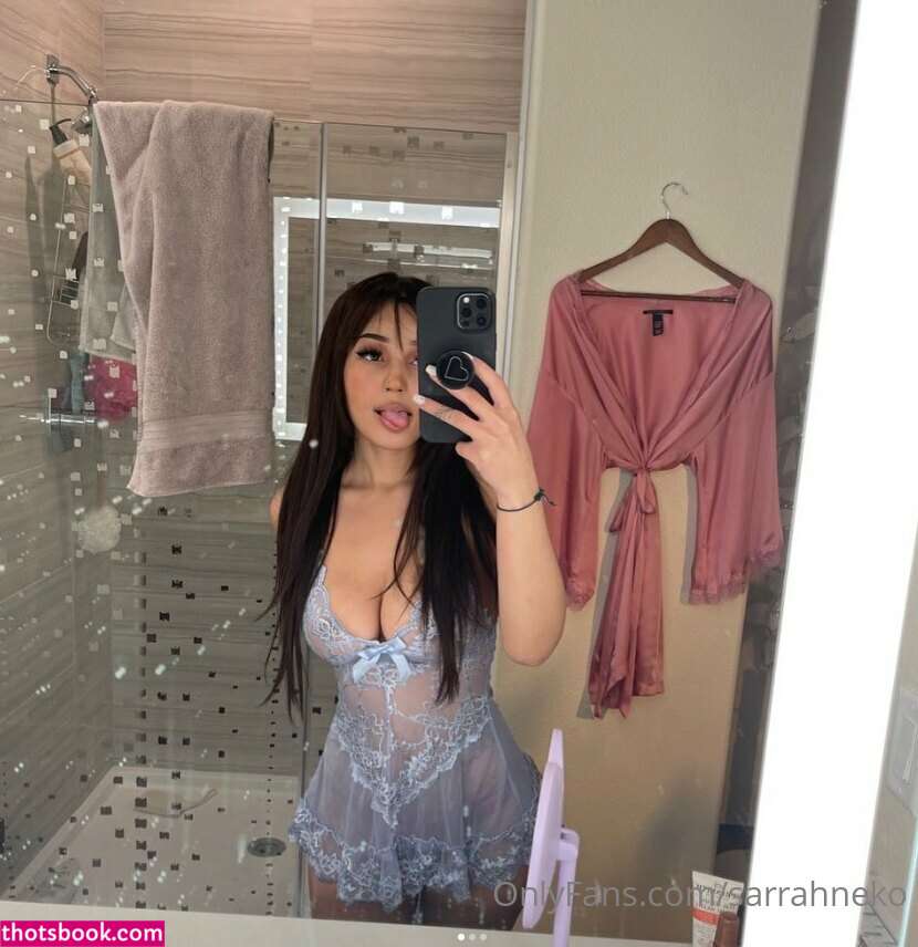 sarrahneko Photo #13