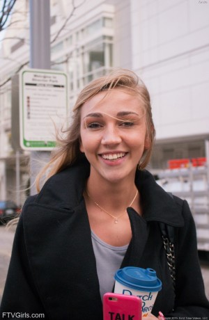 Kendra Sunderland Photo #348