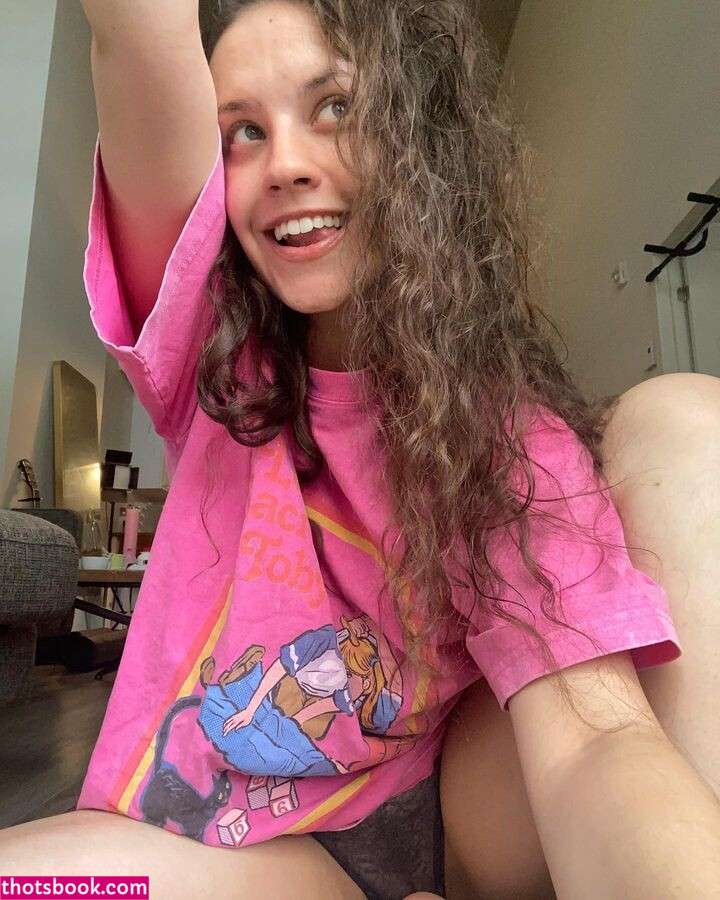 Quinn Finite Photo #142