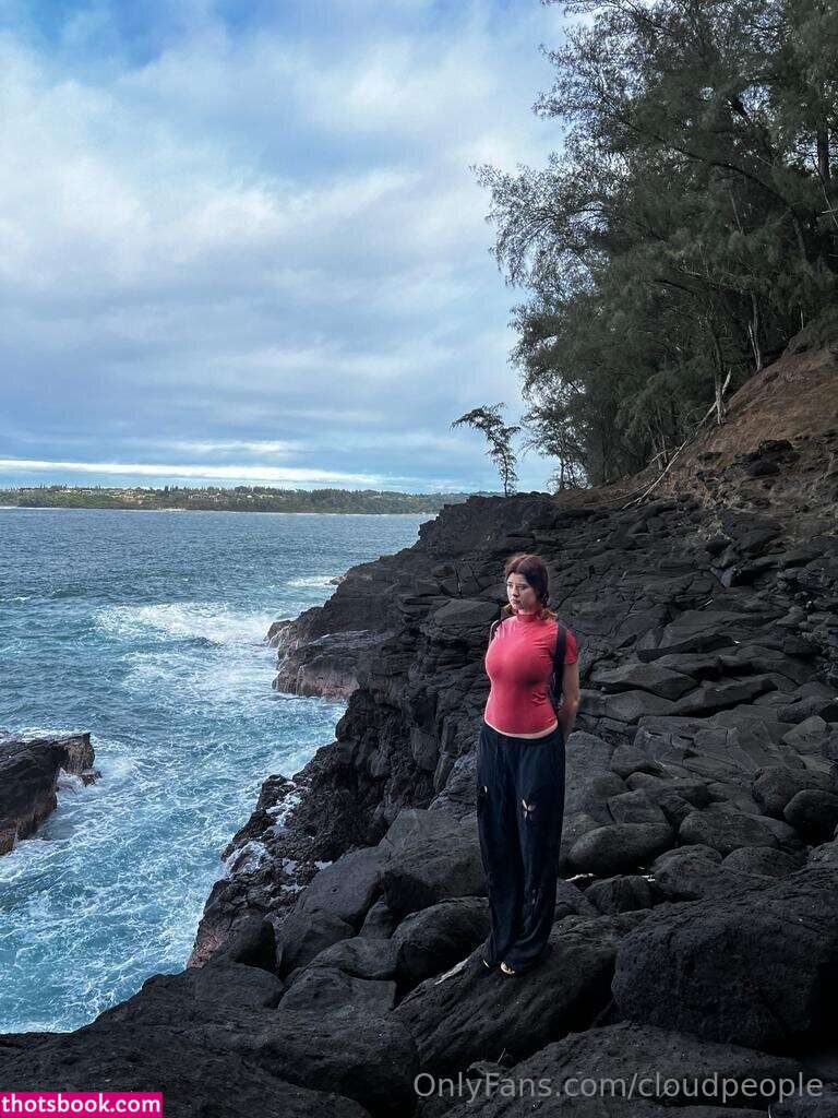 Sarah Mcdaniel Photo #63