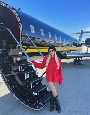 Tana Mongeau Photo #267