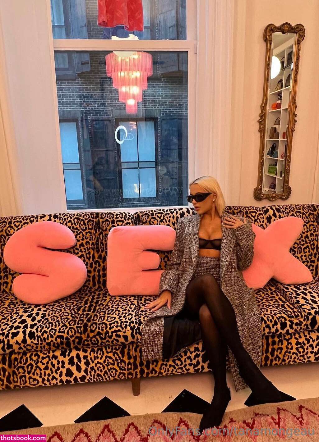 Tana Mongeau Photo #274