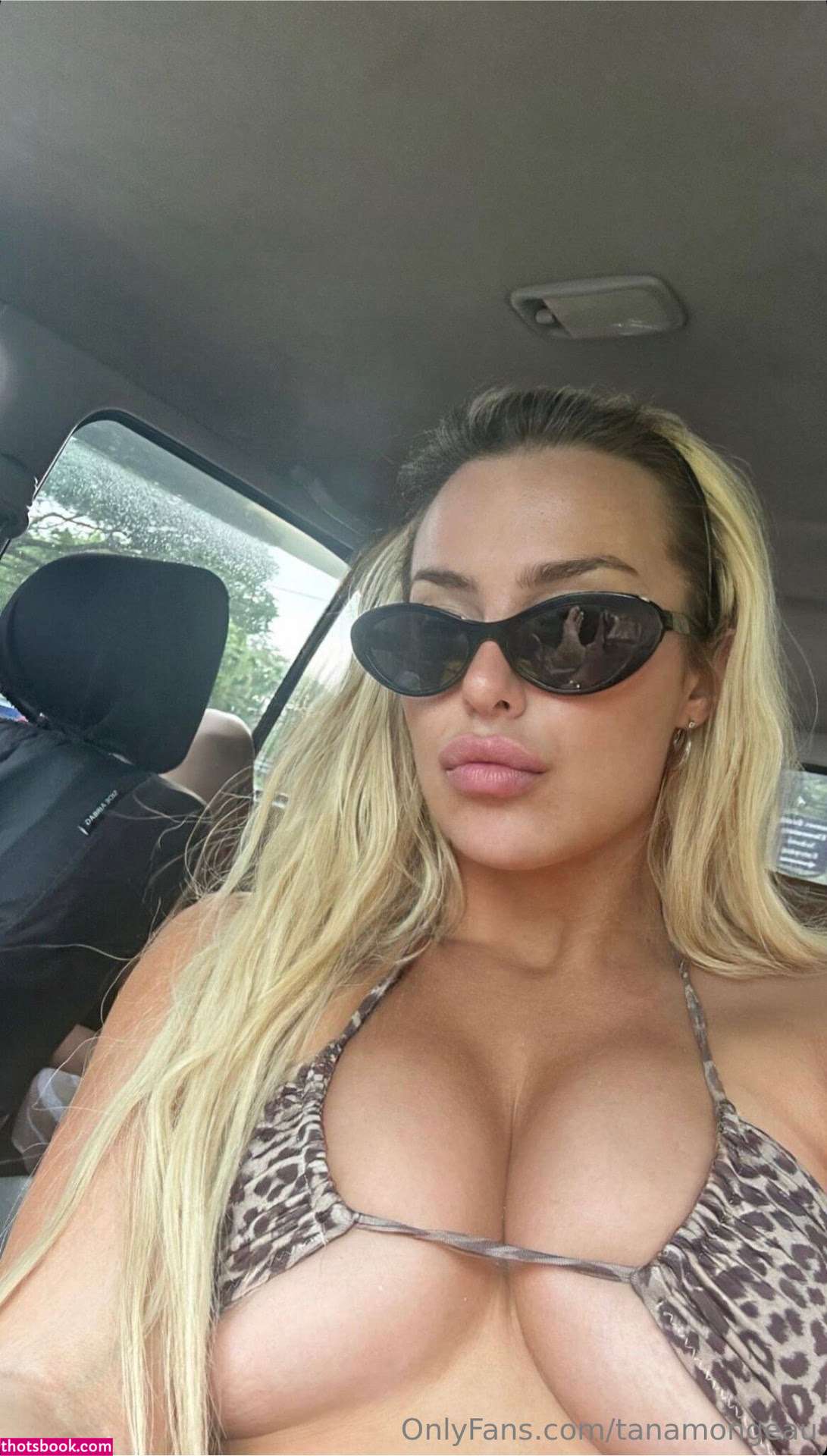 Tana Mongeau Photo #277