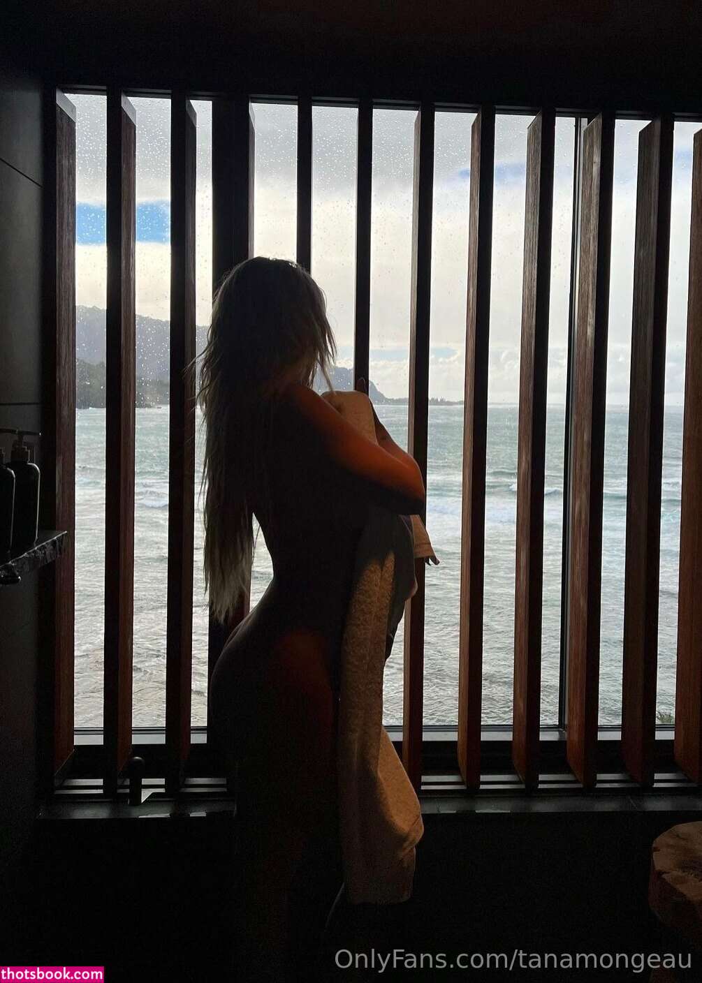 Tana Mongeau Photo #293