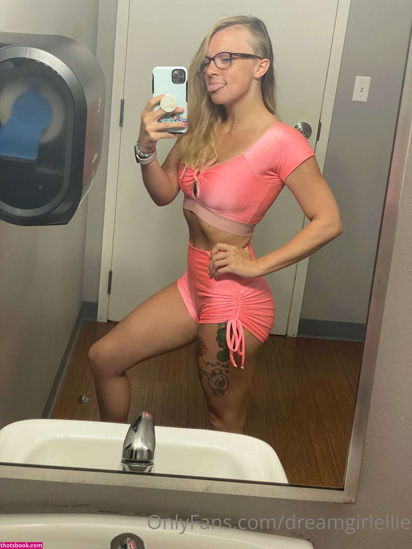 Elise Laurenne Photo #353