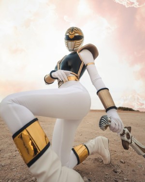 Nadyasonika Photo #7