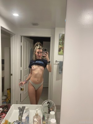 Anne Frank Photo #115