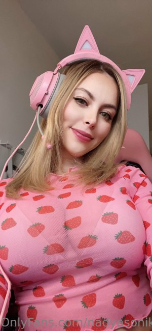 Nadyasonika Photo #83