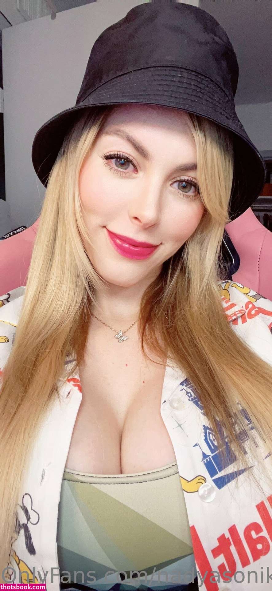 Nadyasonika Photo #131