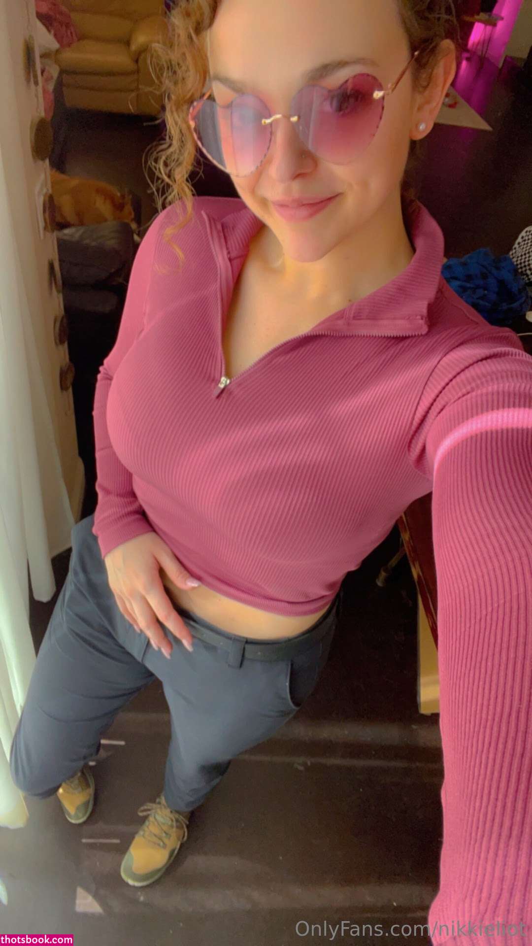 Nikki Eliot Photo #75