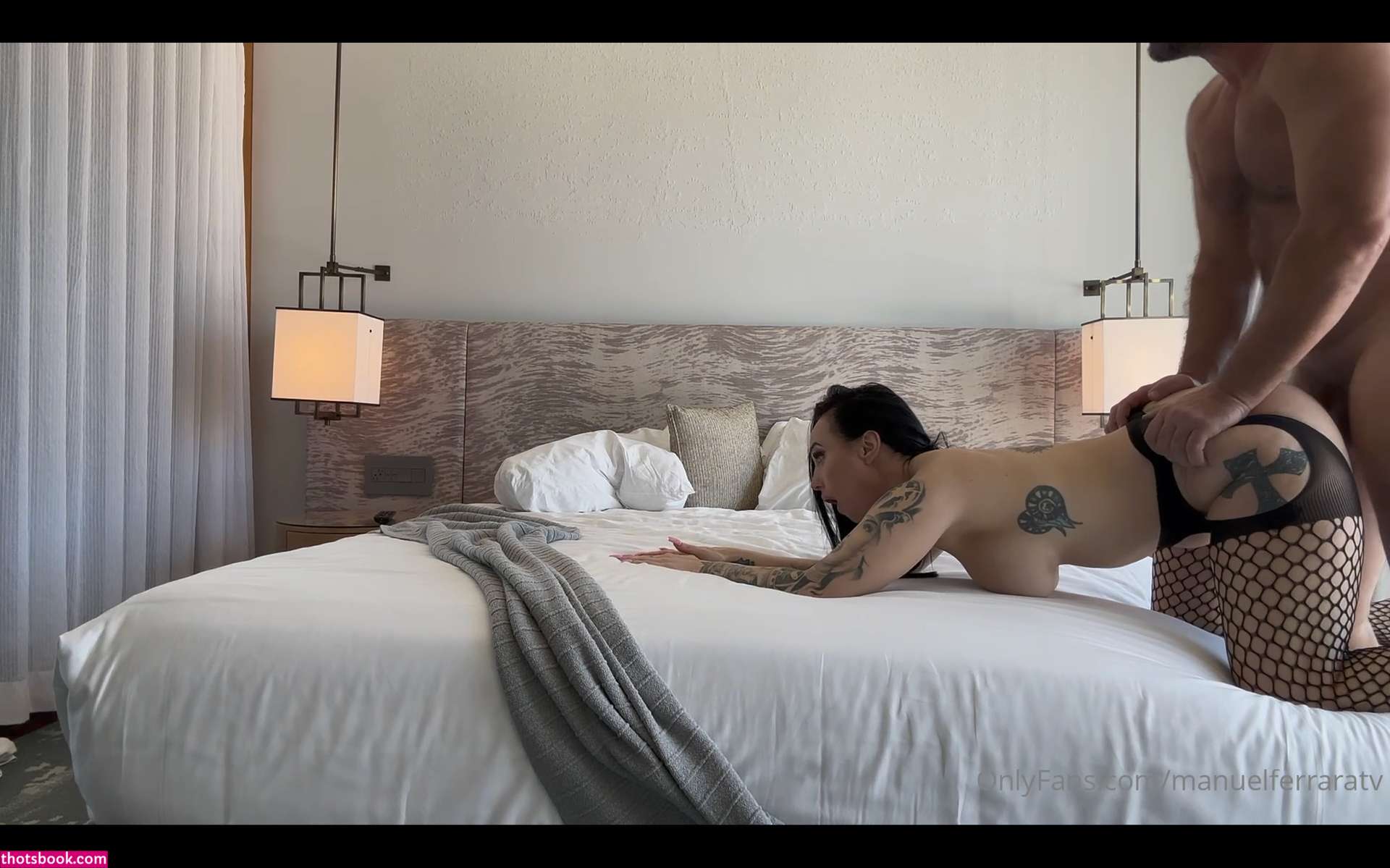 Flowerbomb Photo #104