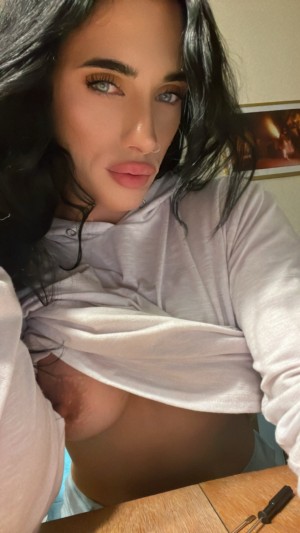 Maeggatron Photo #28