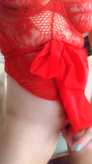 Phoebe Price Photo #8