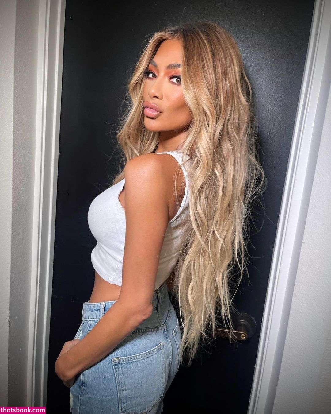 Nicole Scherzinger Photo #106