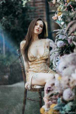Dainty Wilder Photo #918