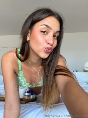 Mikaela Lafuente Post #44