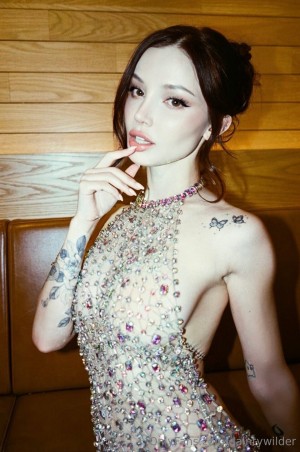 Dainty Wilder Photo #988