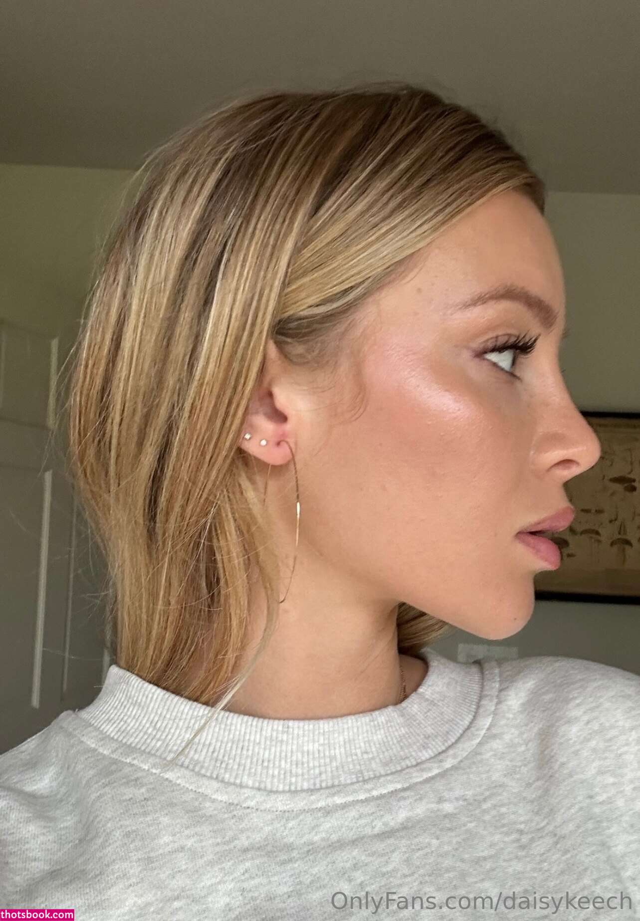 Daisy Keech Photo #582