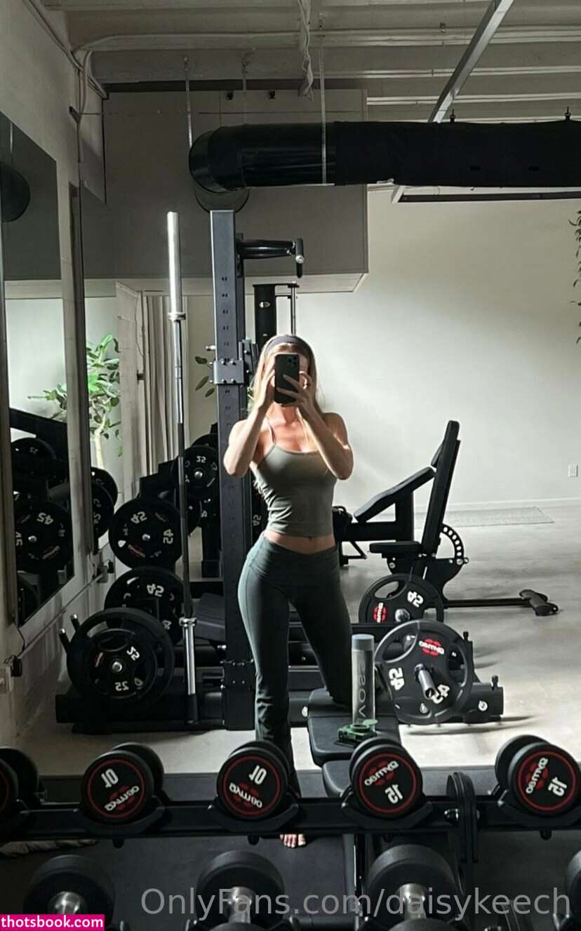 Daisy Keech Photo #598